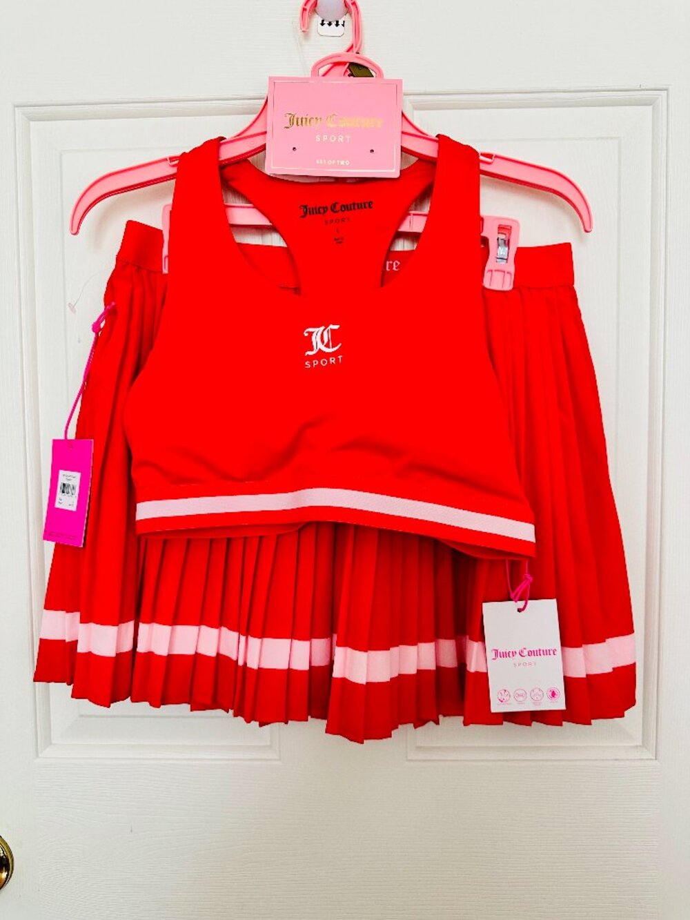 SET OF 2 JUICY COUTURE JC SPORT TOMATO RED SPORT BRA AND SKORT SET $98 LARGE